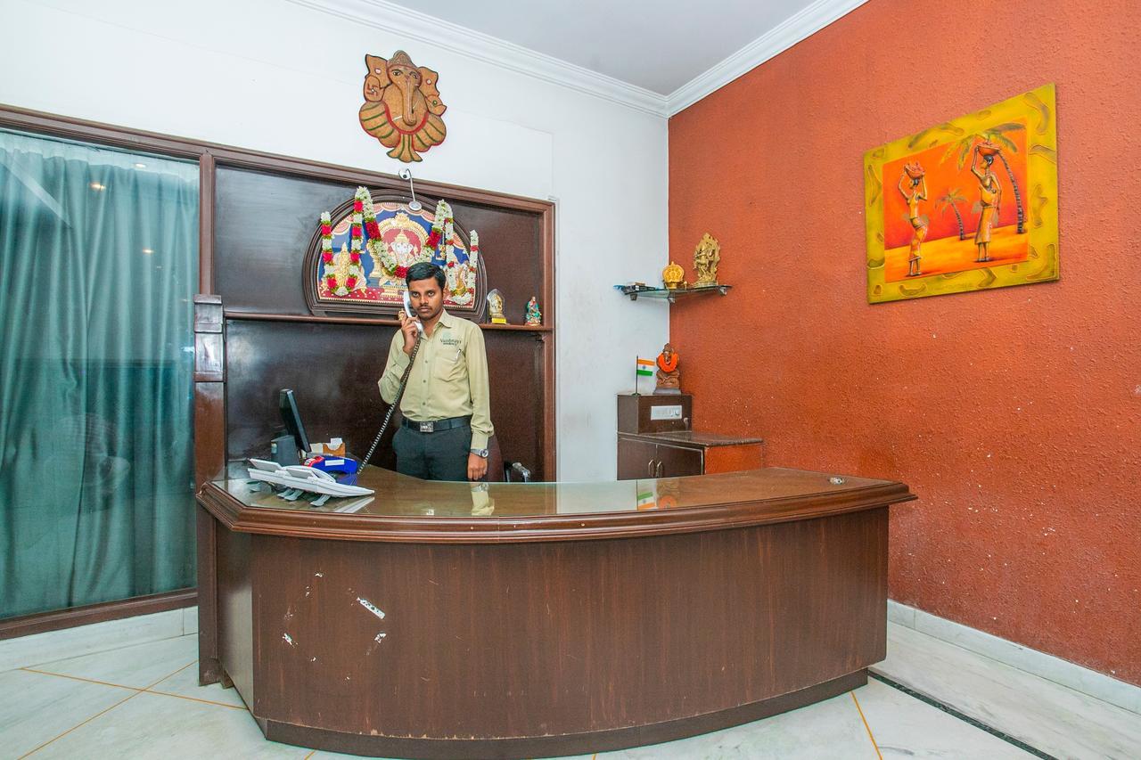 Oyo 18762 Vaishnavi Residency Ξενοδοχείο Μπανγκαλόρ Εξωτερικό φωτογραφία